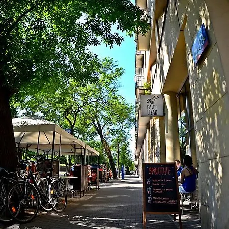 P&o Serviced Fabryczna