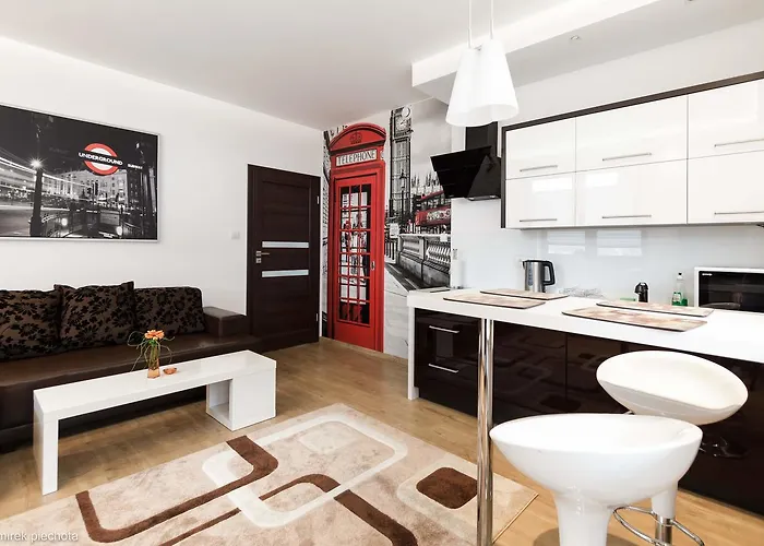 P&o Serviced Fabryczna