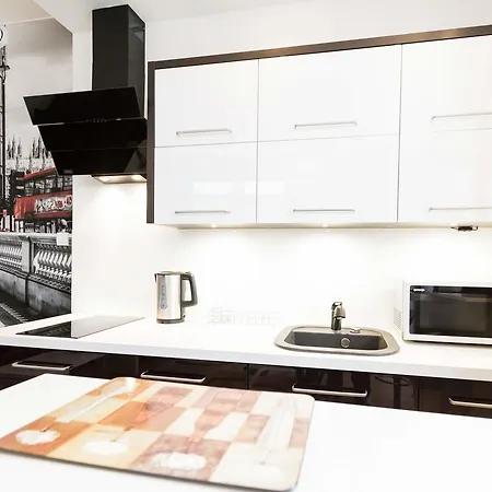 Apartment P&O Serviced Apartments Fabryczna Warsaw
