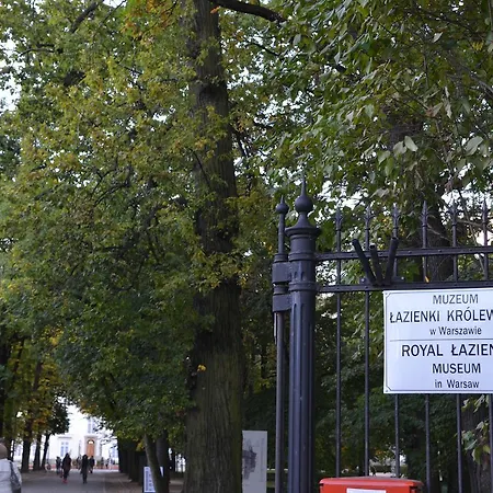 P&O Serviced Apartments Fabryczna Apartment *