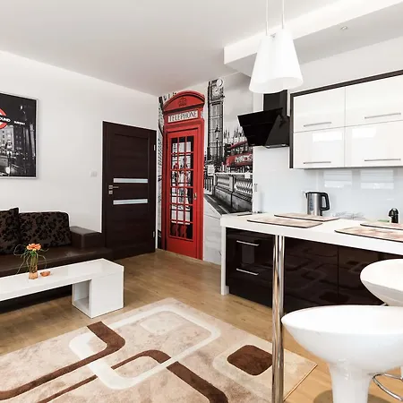 P&O Serviced Apartments Fabryczna