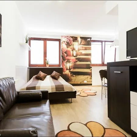 P&o Serviced Fabryczna Apartmán *