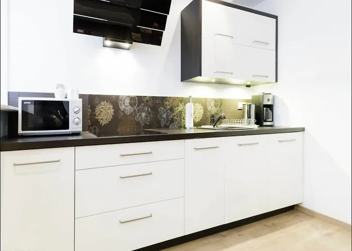 P&o Serviced Fabryczna *