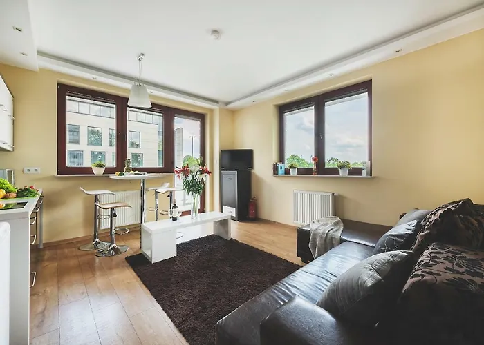 P&o Serviced Fabryczna Appartamento